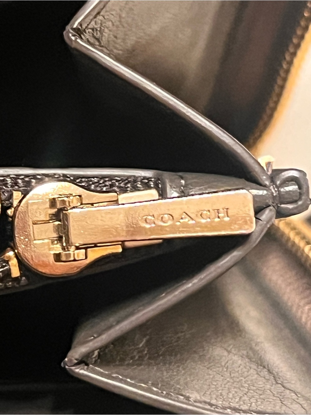 Coach Metallic Gold pebbled leather accordion Zip-Around Wallet - Picture 8 of 10